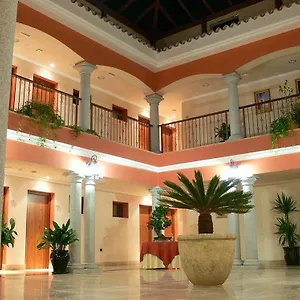 3* Hotel Dolmenes
